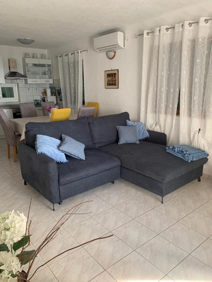 Holiday Apartments Lucic - Feels Like Home, Away From Home Ražanj Esterno foto