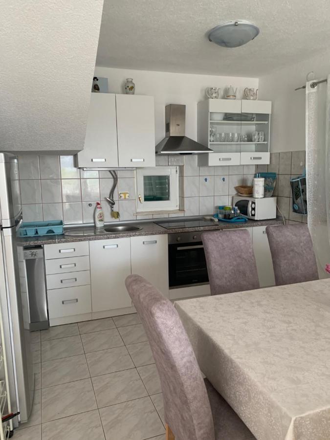 Holiday Apartments Lucic - Feels Like Home, Away From Home Ražanj Esterno foto