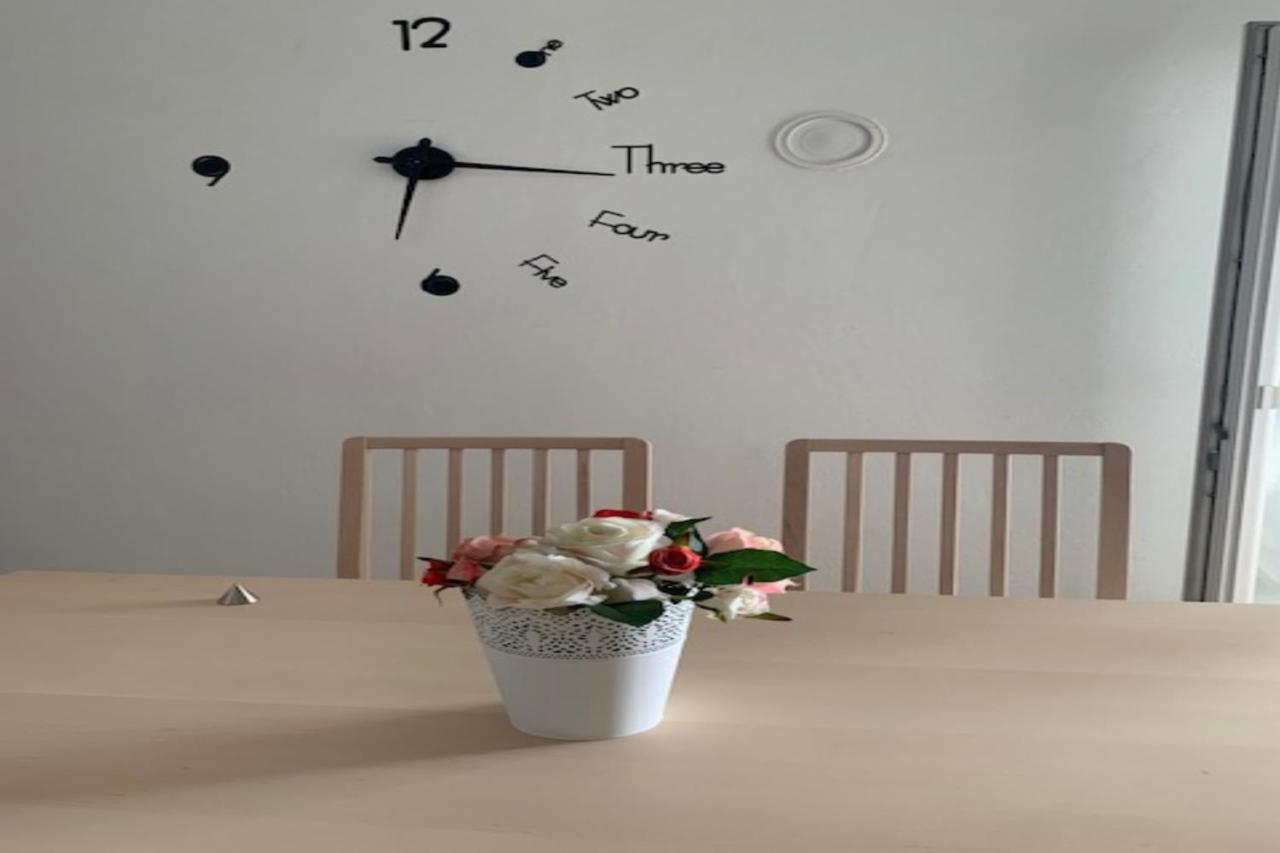 Holiday Apartments Lucic - Feels Like Home, Away From Home Ražanj Esterno foto