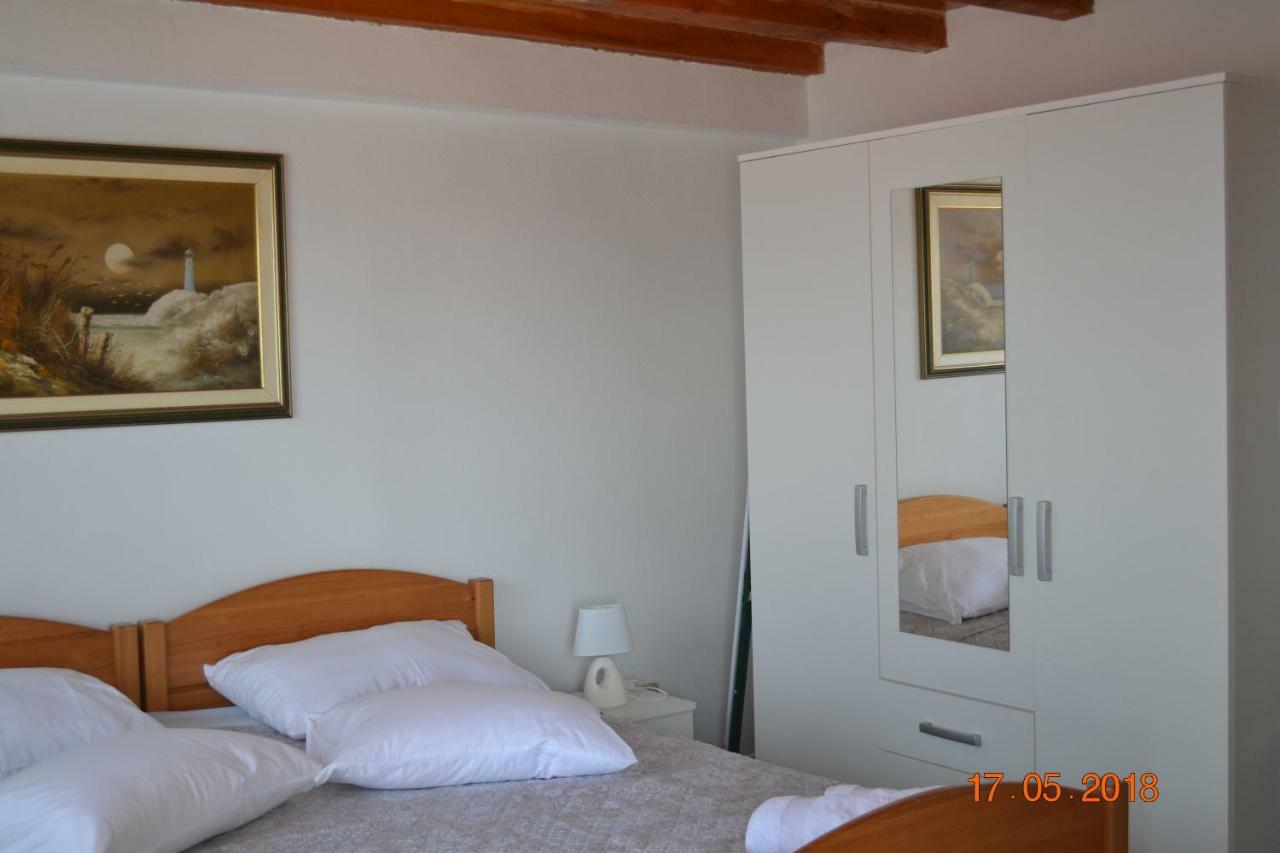 Holiday Apartments Lucic - Feels Like Home, Away From Home Ražanj Esterno foto
