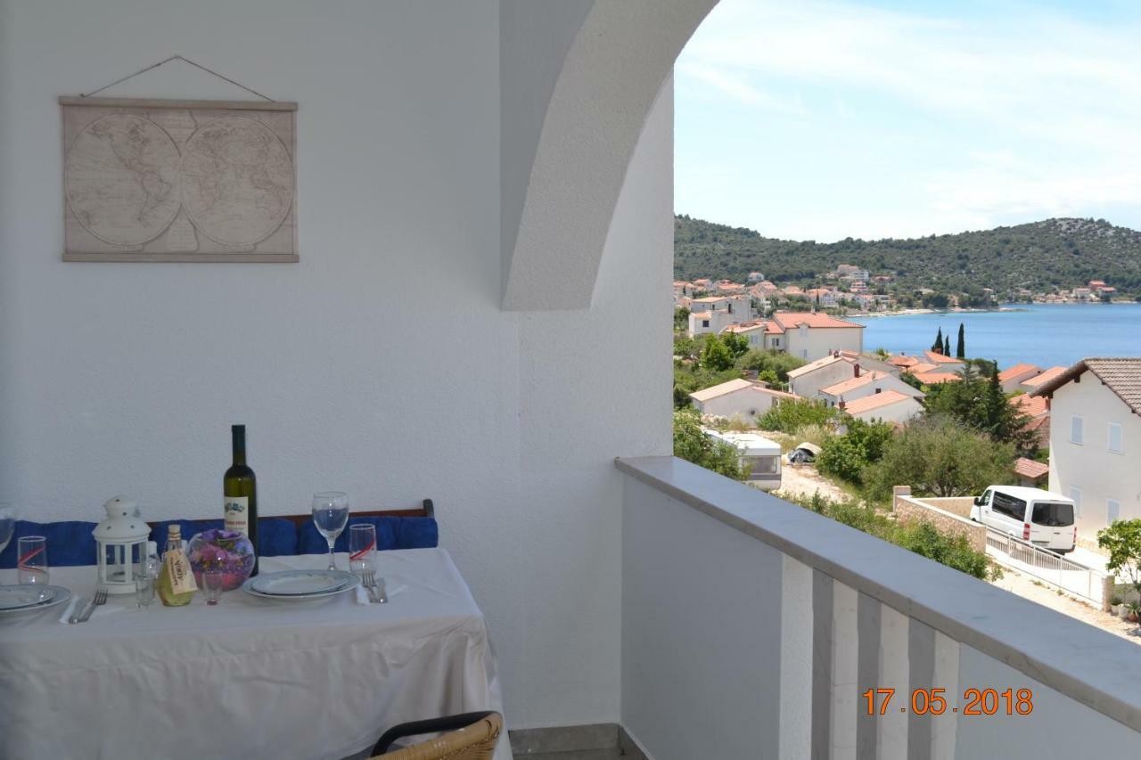 Holiday Apartments Lucic - Feels Like Home, Away From Home Ražanj Esterno foto