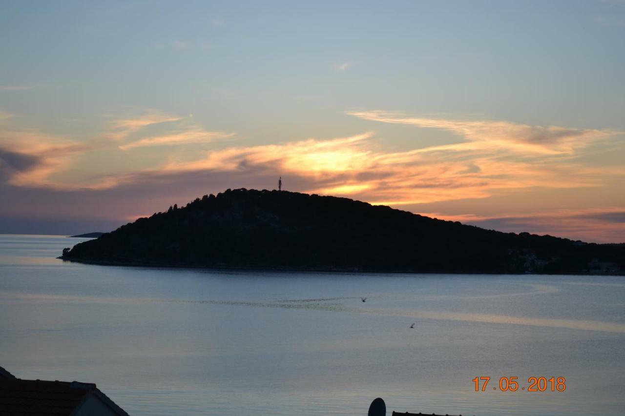 Holiday Apartments Lucic - Feels Like Home, Away From Home Ražanj Esterno foto