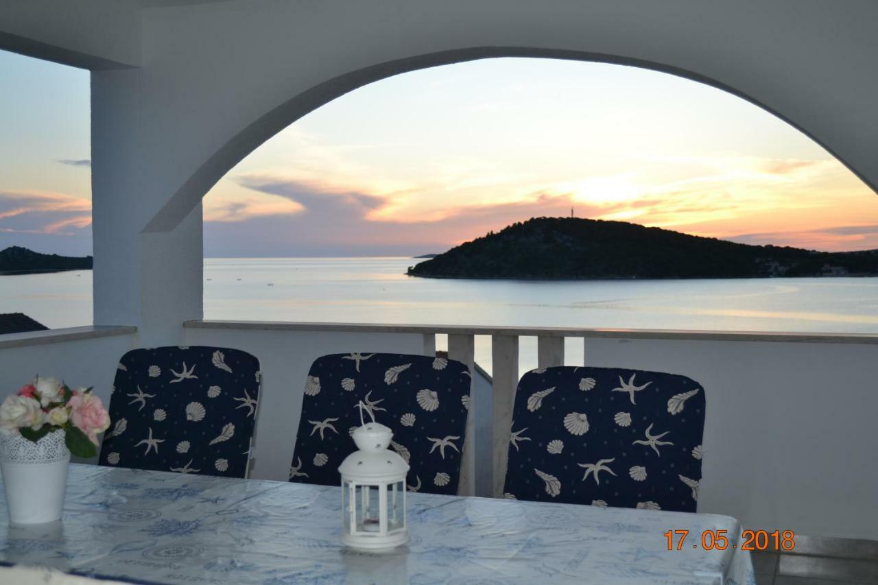 Holiday Apartments Lucic - Feels Like Home, Away From Home Ražanj Esterno foto
