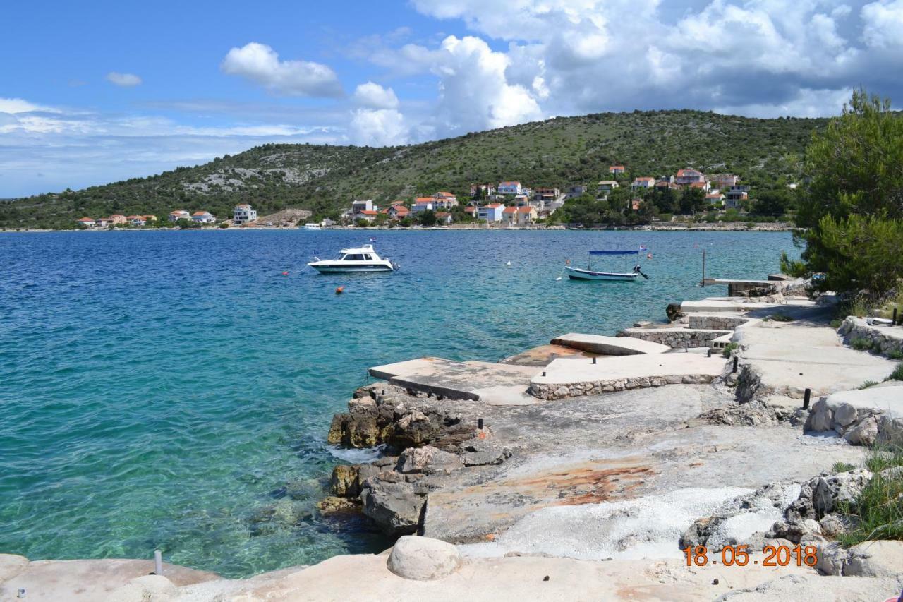 Holiday Apartments Lucic - Feels Like Home, Away From Home Ražanj Esterno foto