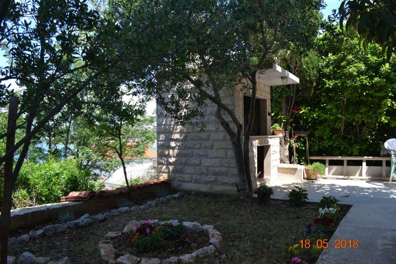 Holiday Apartments Lucic - Feels Like Home, Away From Home Ražanj Esterno foto