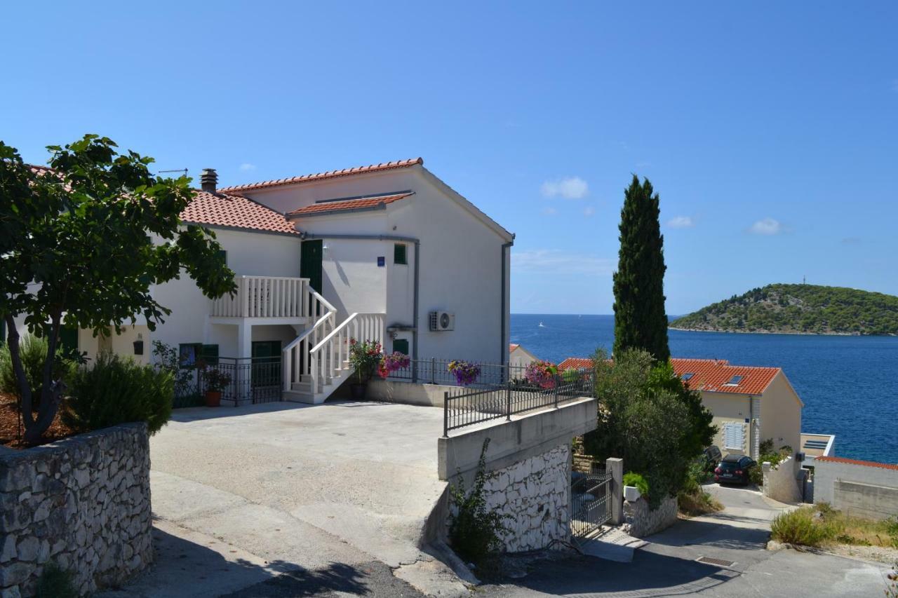 Holiday Apartments Lucic - Feels Like Home, Away From Home Ražanj Esterno foto