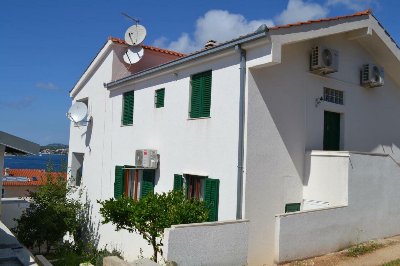 Holiday Apartments Lucic - Feels Like Home, Away From Home Ražanj Esterno foto